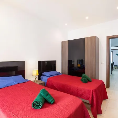 Apartment Pc3- Centrally Located Apt-close To *