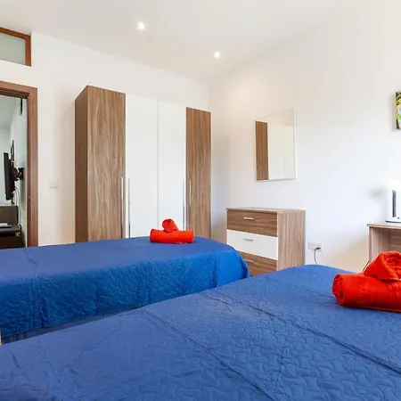 Apartment Pc3- Centrally Located Apt-close To Msida