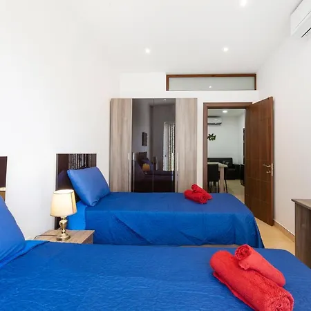 Pc3- Centrally Located Apt-close To *