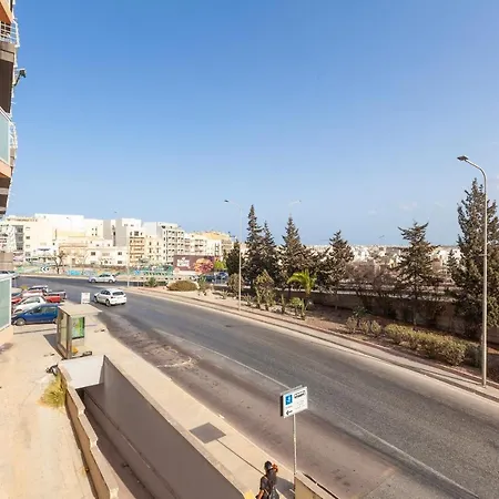 Pc3- Centrally Located Apt-close To Apartamento